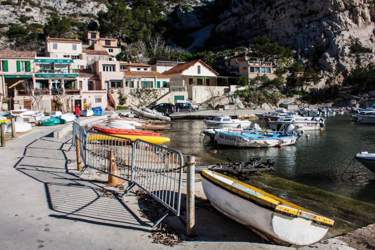 La Chambre Des Calanques Marseille Luaran gambar